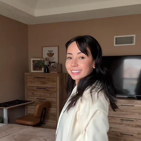 Jasmine S.